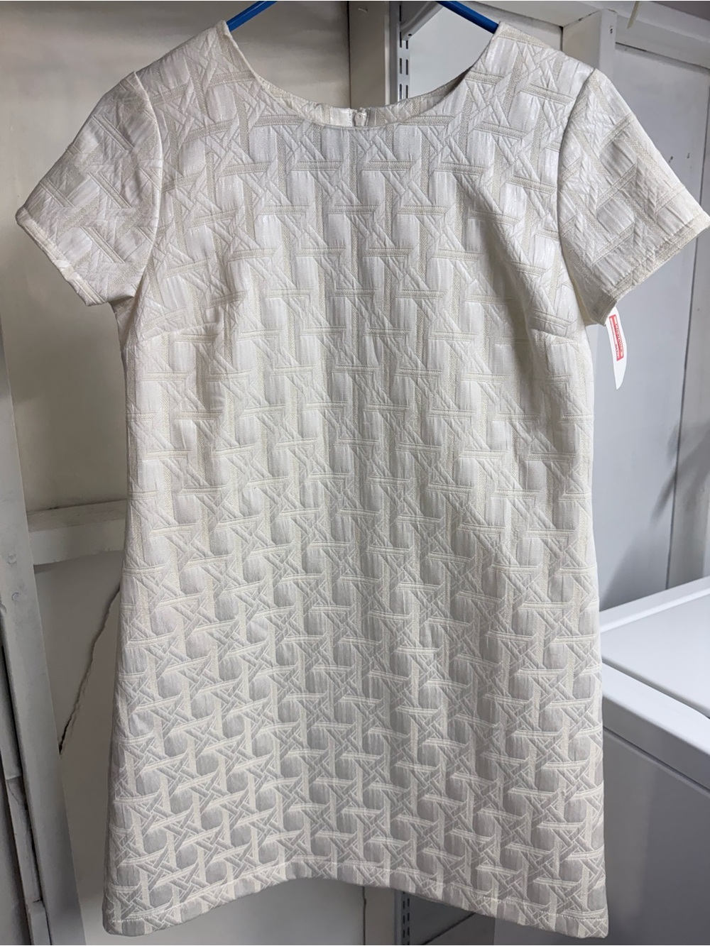 Xhilaration White Textured Short-Sleeve Shift Dress